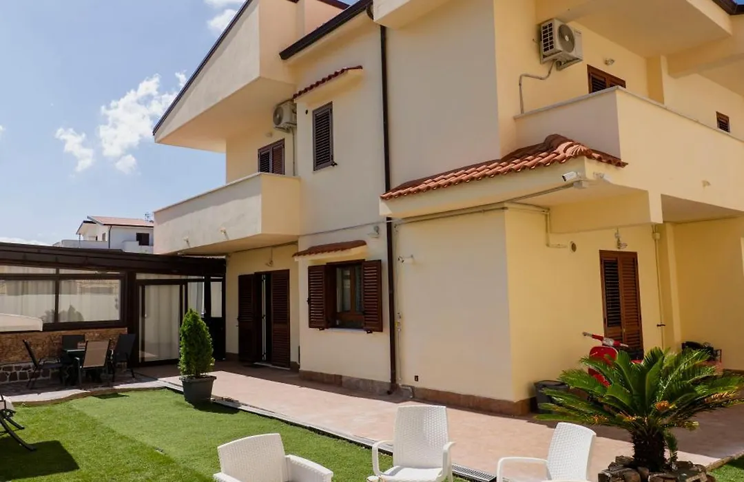 Luna di Sale - Romantic Sea Rooms&Apartments-1